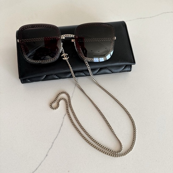 AUTH Chanel Sunglasses With CC Chain - Picture 1 of 2